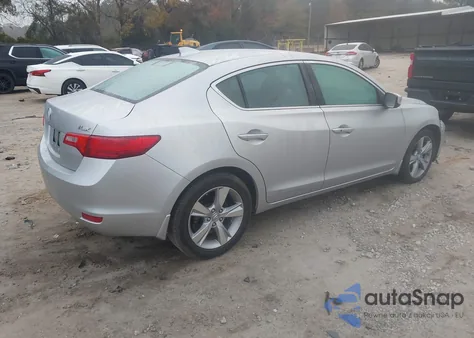 2015 Acura Ilx 2.0L z USA, uszkodzony, nr VIN 19VDE1F38FE002338
